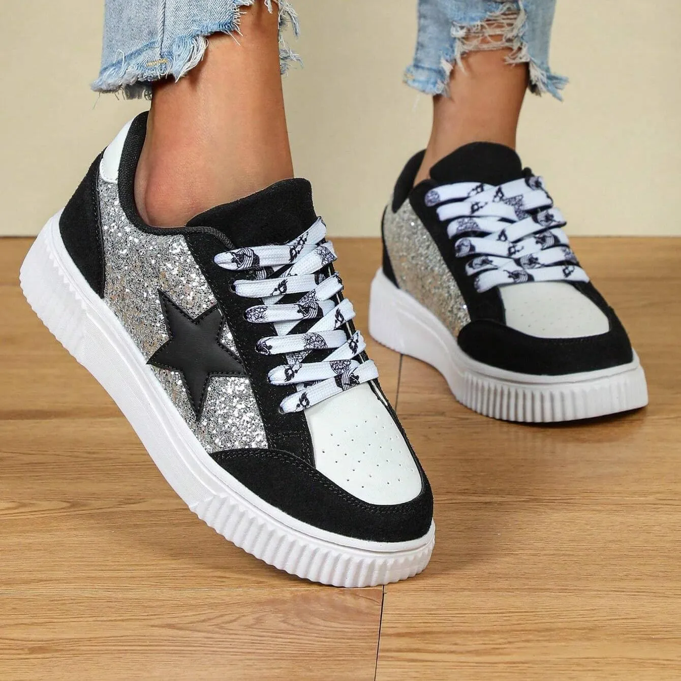Chunky Y2K Platform Sneakers | Retro Star-Studded Skate Shoes for Women | Trendy Streetwear Casual Comfort Walkers