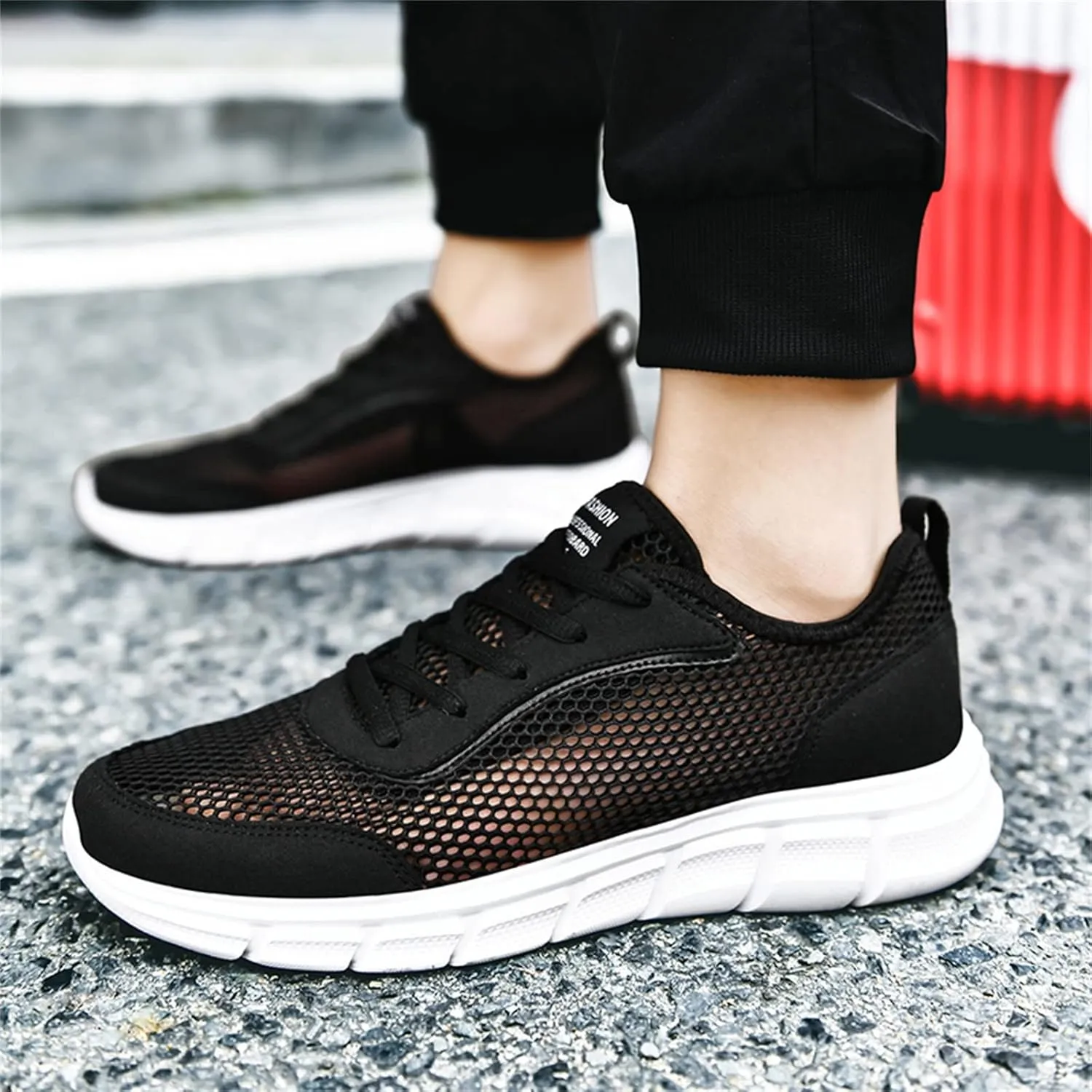 Fashion Sneakers Shoes Fashion Spring and Summer Men Sports Shoes Flat Bottom Lightweight Fly Woven Mesh Hollow Design