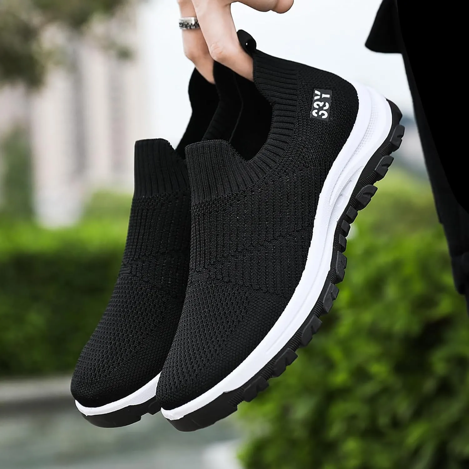 Fashion Sneakers Shoes Spring New Men's Casual Single Shoes Korean Version of Comfortable Sets of Wear Mesh Breathable