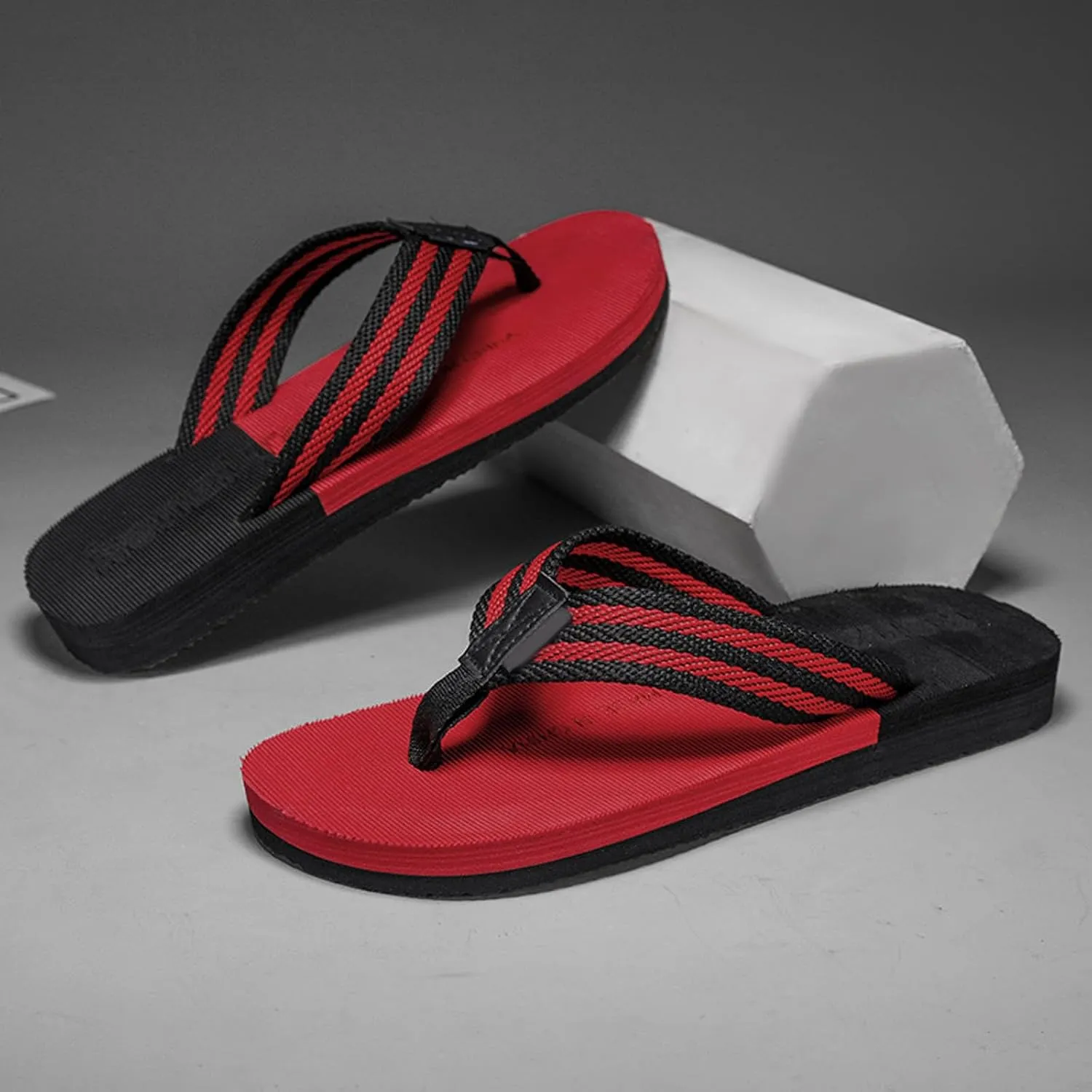 Foreign Trade Flip Flops for Men Beach Slippers for Men Summer Non Slip External Wearing with Toe Slip Slide Toddlers