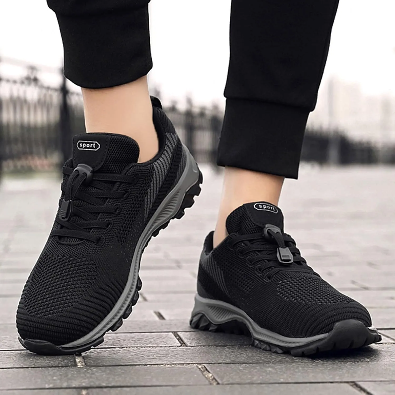 Men's Casual Shoe Fashion Summer and Casual Men Sports Shoes Non Slip Mesh Breathable Solid Color Comfortable