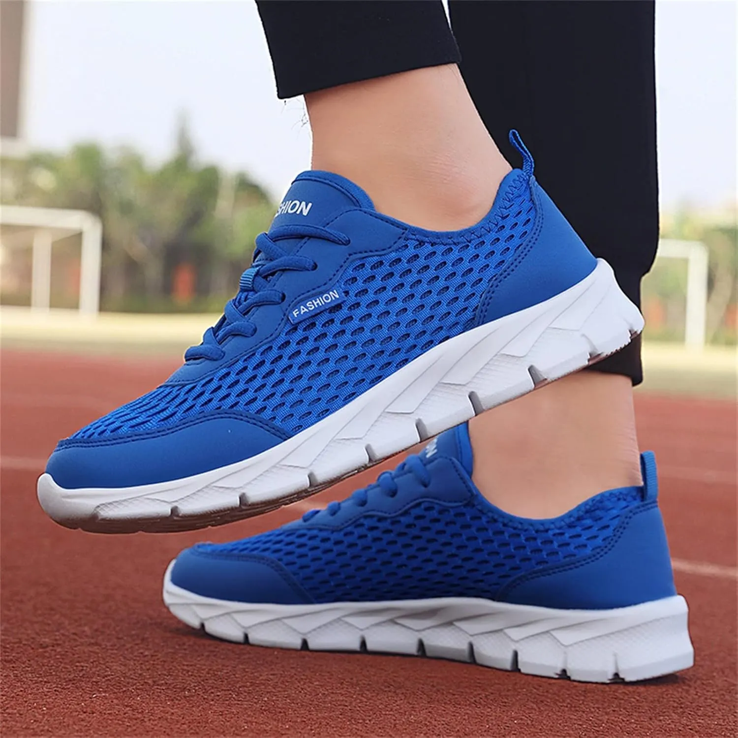 Men's Lightweight Cushion Sneakers Comfortable Lightweight Casual Walking Shoe Men's Breathable Barefoot Shoes
