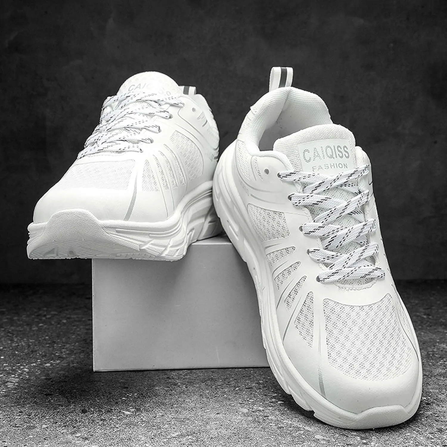 Mens Low Top Lace Up Classic Casual Walking Shoes Rubber Sole Anti Slip Running Shoes High Elasticity Basketball Sneakers Comfortable and Breathable Training Shoes Lightweight Badminton Sneakers