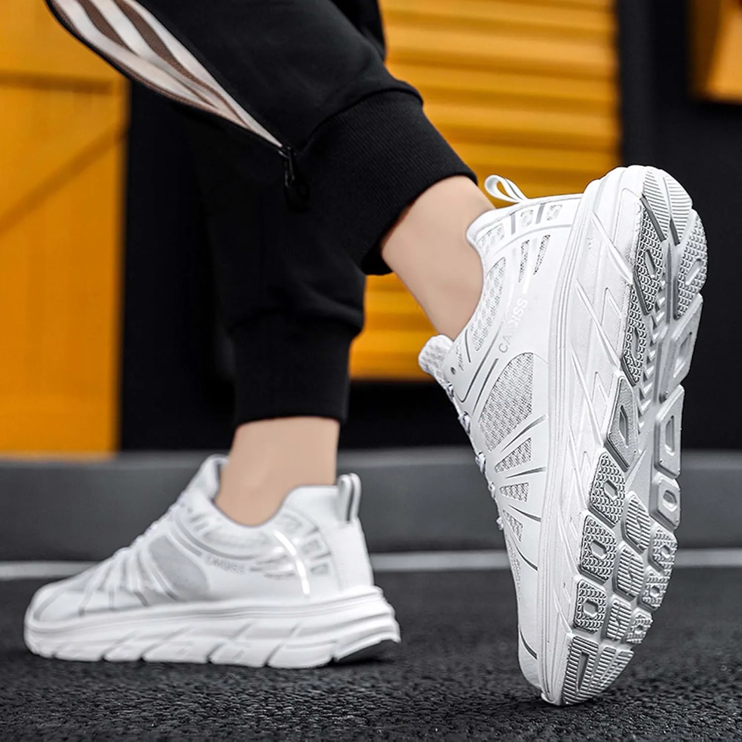 Mens Low Top Lace Up Classic Casual Walking Shoes Rubber Sole Anti Slip Running Shoes High Elasticity Basketball Sneakers Comfortable and Breathable Training Shoes Lightweight Badminton Sneakers