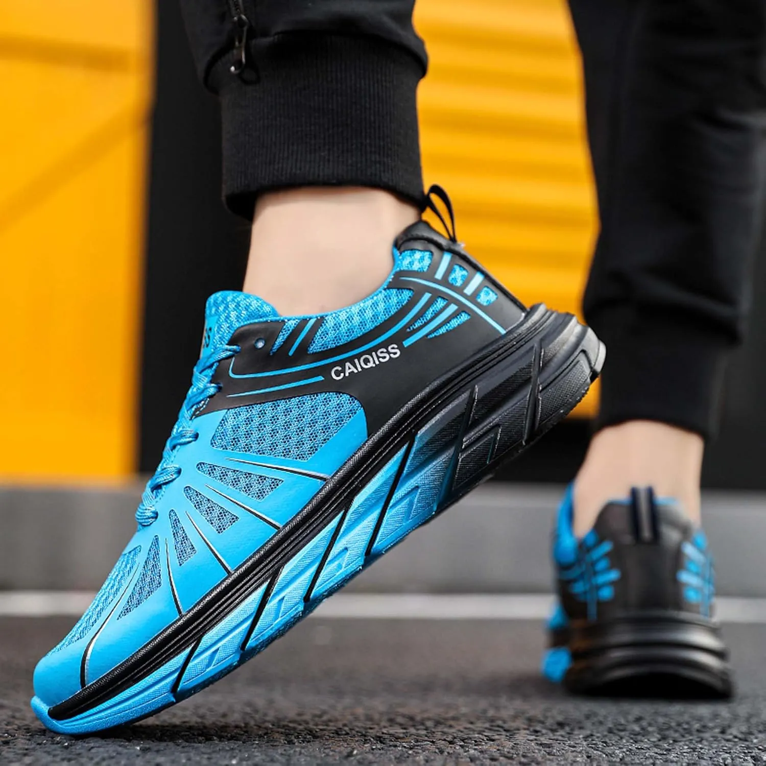 Mens Low Top Lace Up Classic Casual Walking Shoes Rubber Sole Anti Slip Running Shoes High Elasticity Basketball Sneakers Comfortable and Breathable Training Shoes Lightweight Badminton Sneakers