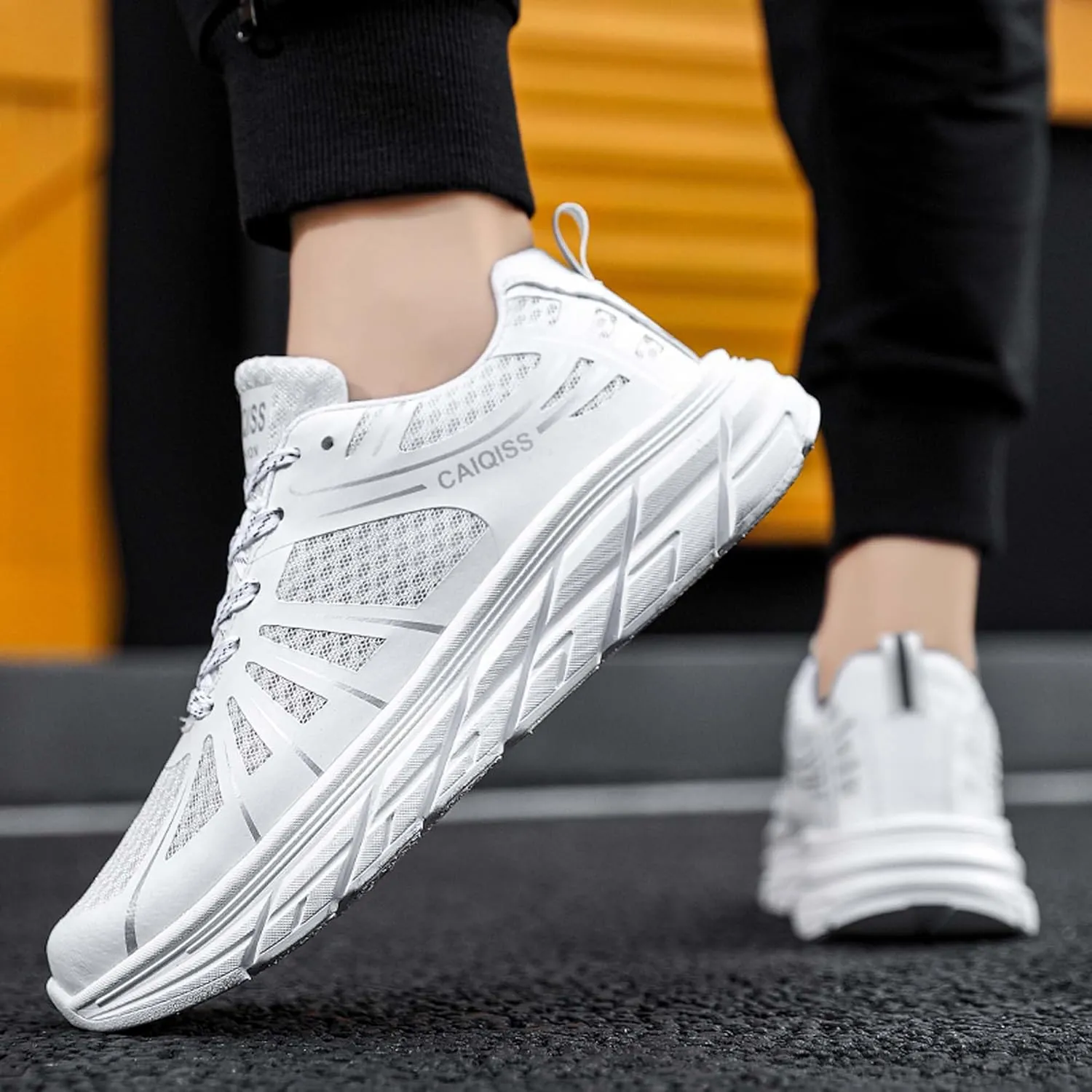 Mens Low Top Lace Up Classic Casual Walking Shoes Rubber Sole Anti Slip Running Shoes High Elasticity Basketball Sneakers Comfortable and Breathable Training Shoes Lightweight Badminton Sneakers