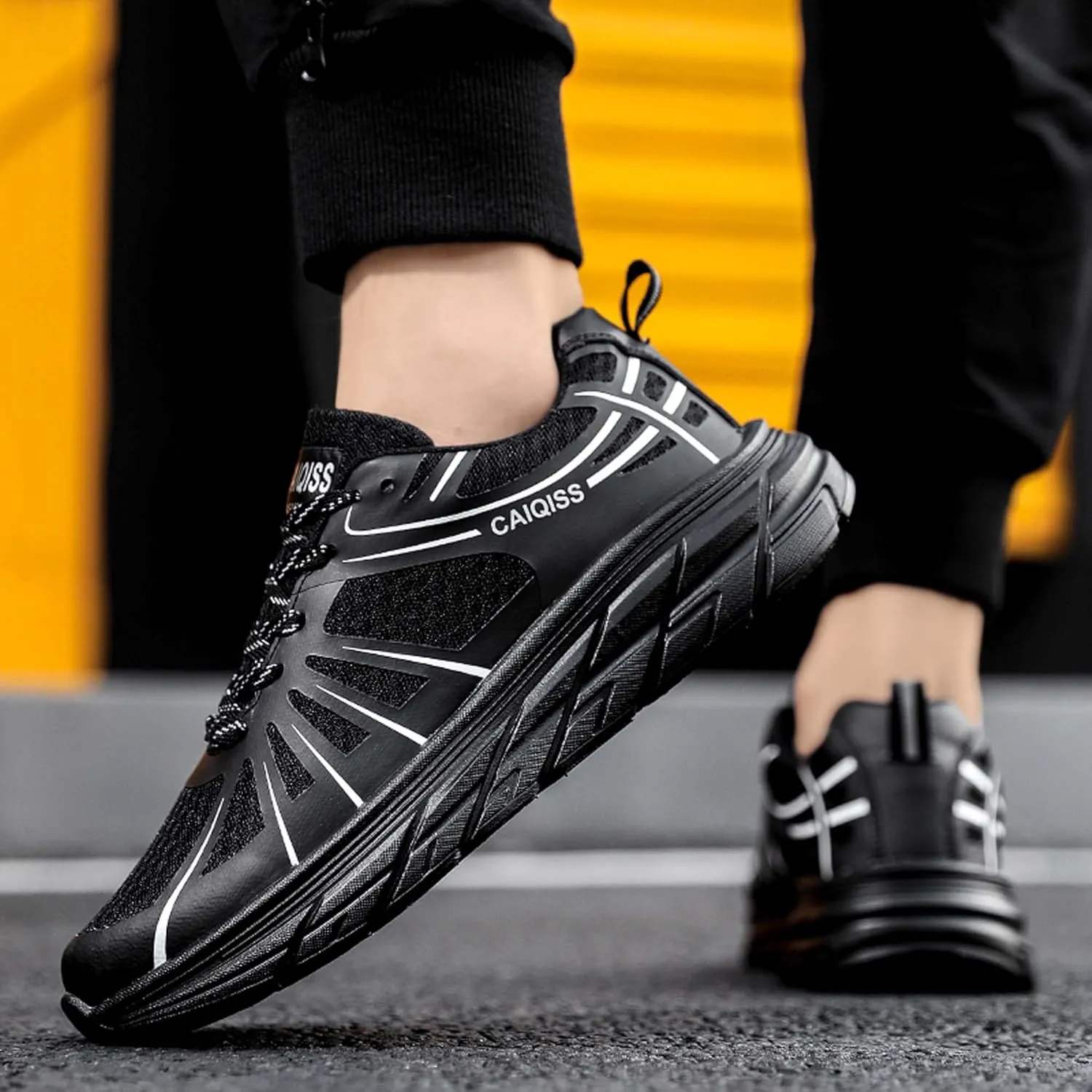 Mens Low Top Lace Up Classic Casual Walking Shoes Rubber Sole Anti Slip Running Shoes High Elasticity Basketball Sneakers Comfortable and Breathable Training Shoes Lightweight Badminton Sneakers