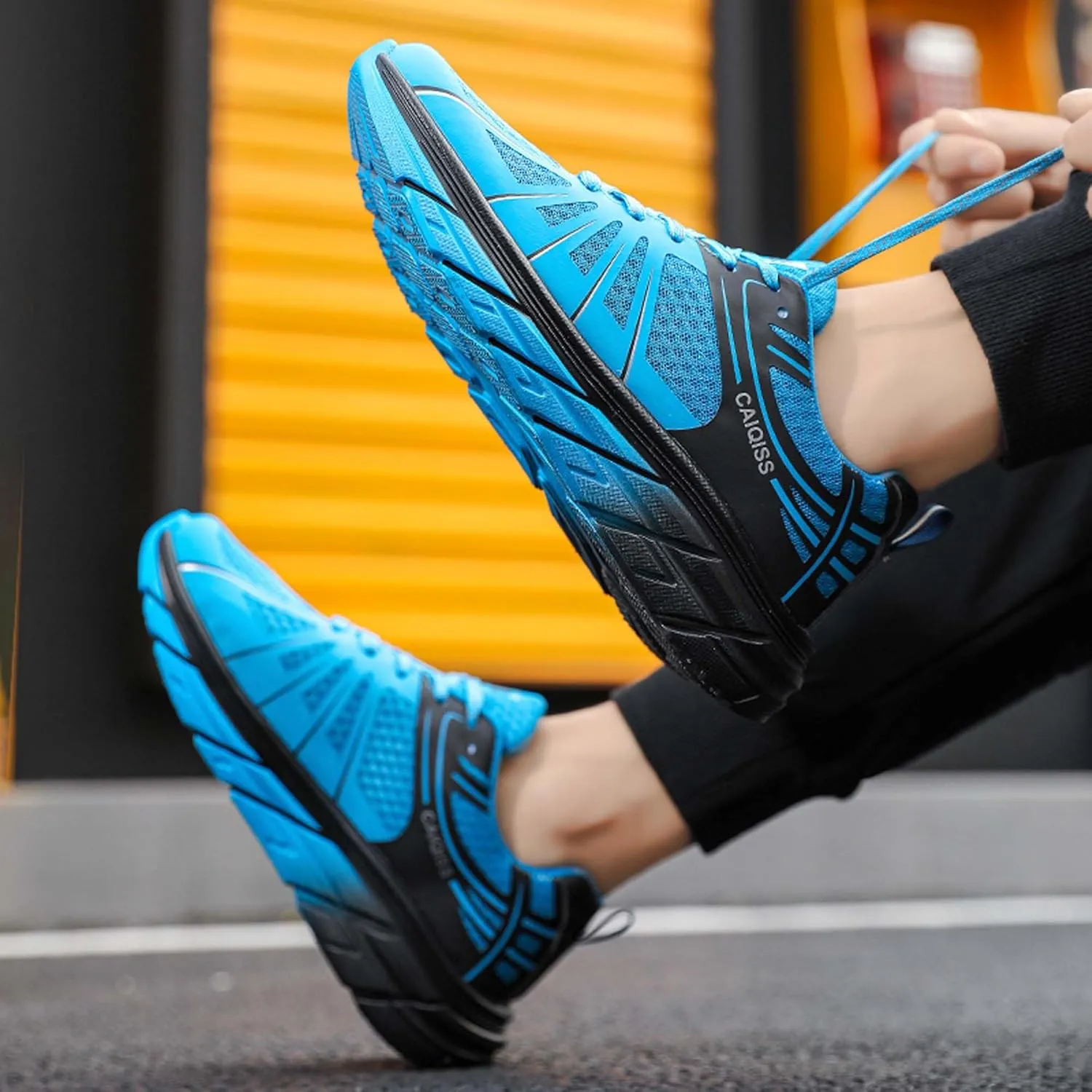 Mens Low Top Lace Up Classic Casual Walking Shoes Rubber Sole Anti Slip Running Shoes High Elasticity Basketball Sneakers Comfortable and Breathable Training Shoes Lightweight Badminton Sneakers