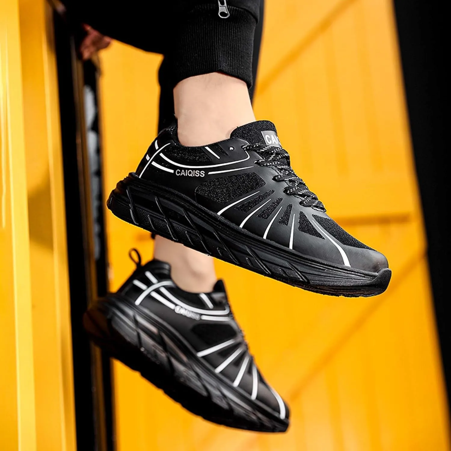 Mens Low Top Lace Up Classic Casual Walking Shoes Rubber Sole Anti Slip Running Shoes High Elasticity Basketball Sneakers Comfortable and Breathable Training Shoes Lightweight Badminton Sneakers