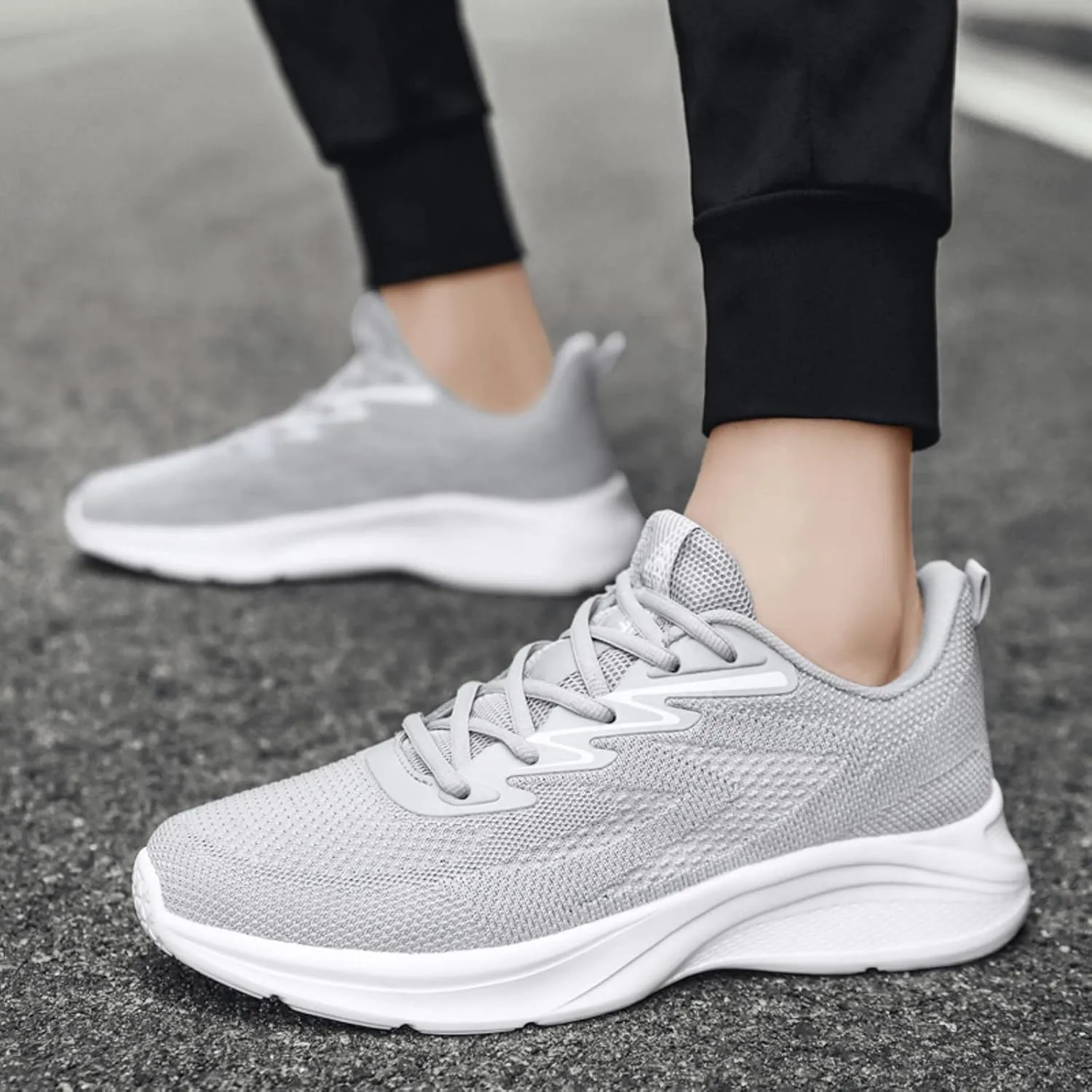 Men's Minimalist Barefoot Shoes Lightweight Breathable Slip on Running Shoe Lightweight Diabetic Shoes for Men