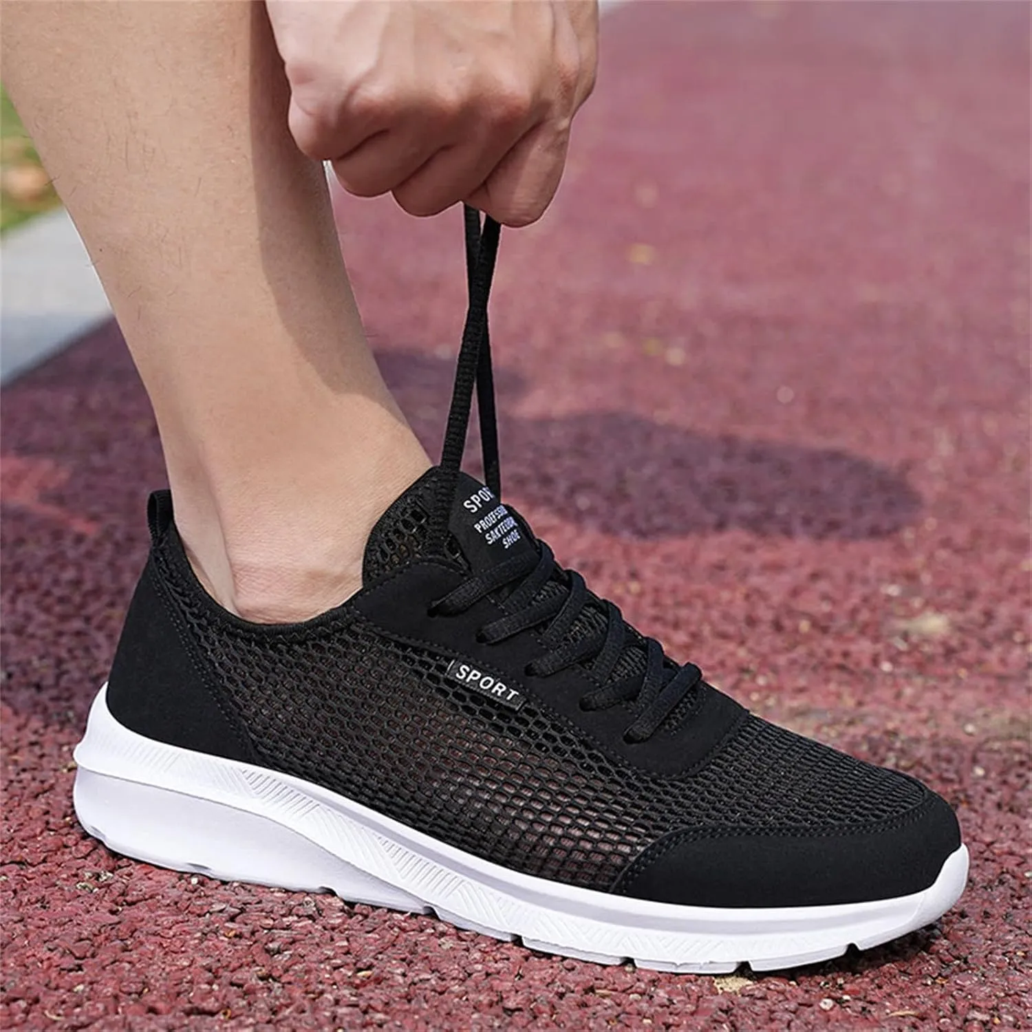 Men's Non Slip Running Shoes Ultra Light Breathable Casual Walking Shoes Fashion Sneakers Mesh Workout Sports Shoes