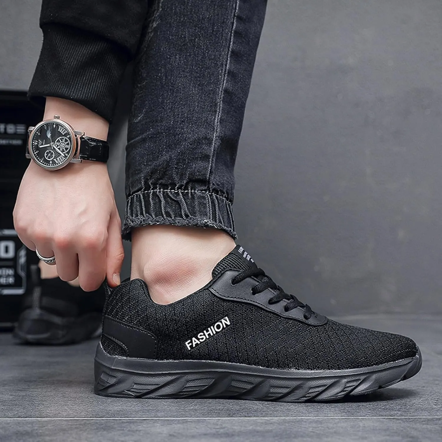 Men's Orthopedic Comfortable Slip-On Shoes Comfortable Lightweight Casual Walking Shoe Lightweight Hiking Shoes