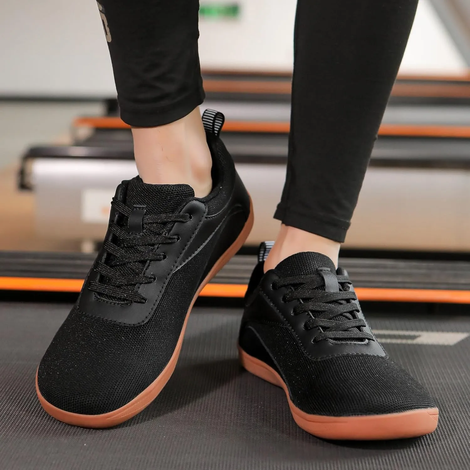 Mens Walking Shoes Wide Toe Workout Shoes Breathable Running Sneakers Lightweight Anti-Slip Training Shoes