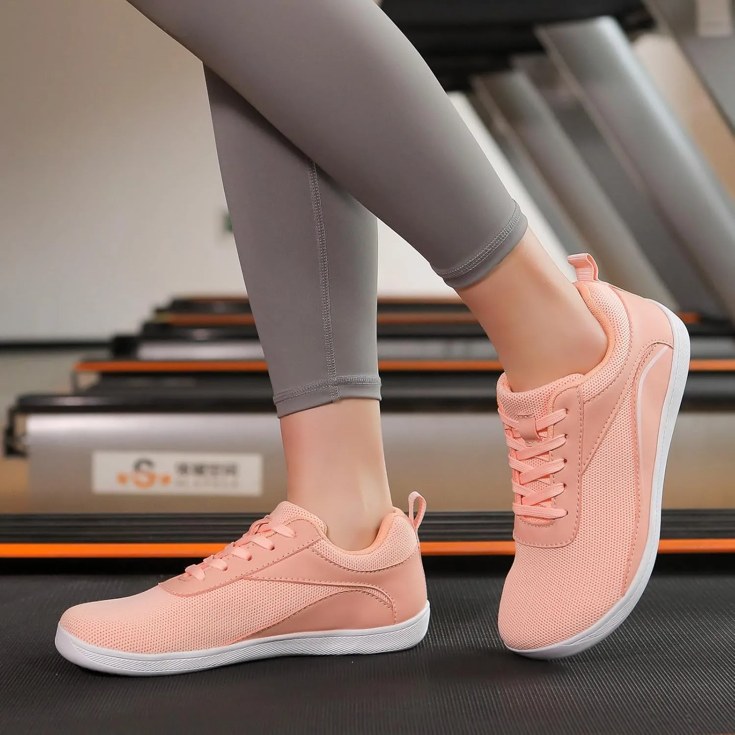 Mens Walking Shoes Wide Toe Workout Shoes Breathable Running Sneakers Lightweight Anti-Slip Training Shoes