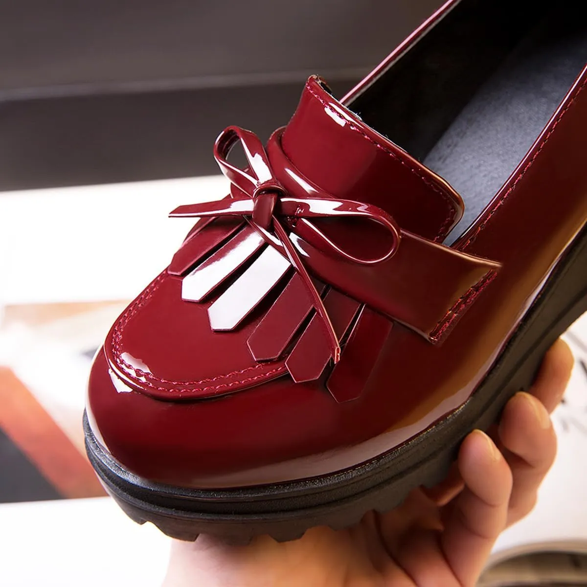 MOOMMO Women Platform Wedge Loafers Shoes Slip On Patent Leather Oxford Shoes Fringe Wingtip Bow Lug Sole Chunky Heel Round Toe Penny Loafers Ladies Girls Uniform Business Office Shoes Cute 4-10 M US