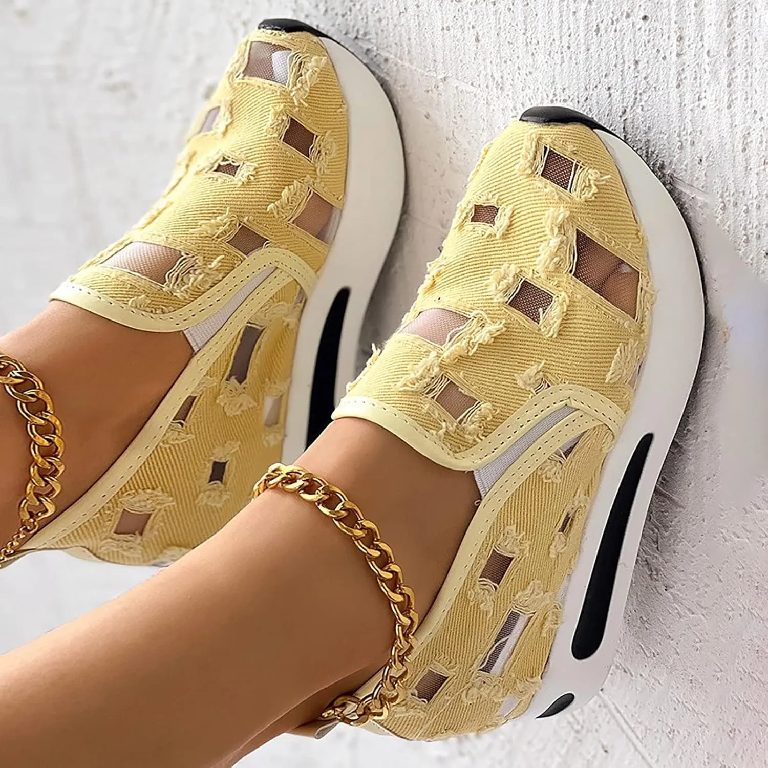 Platform Sneakers for Women Embroidery Floral Breathable Fashion Sneakers Wide Width Chunky Sole Shoes Comfortable Walking Shoes Non Slip Loafers