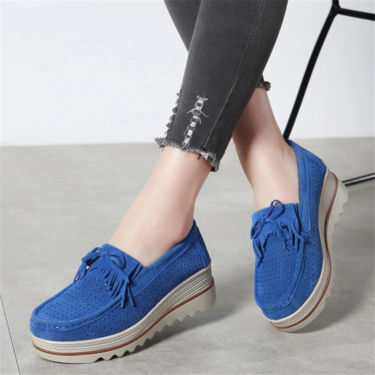 Running Shoes for Women Lightweight Woman Shoes Casual White Sneakers Walking Shoes Ultra Lightweight Breathable Tennis Shoe Cross Trainer Shoe