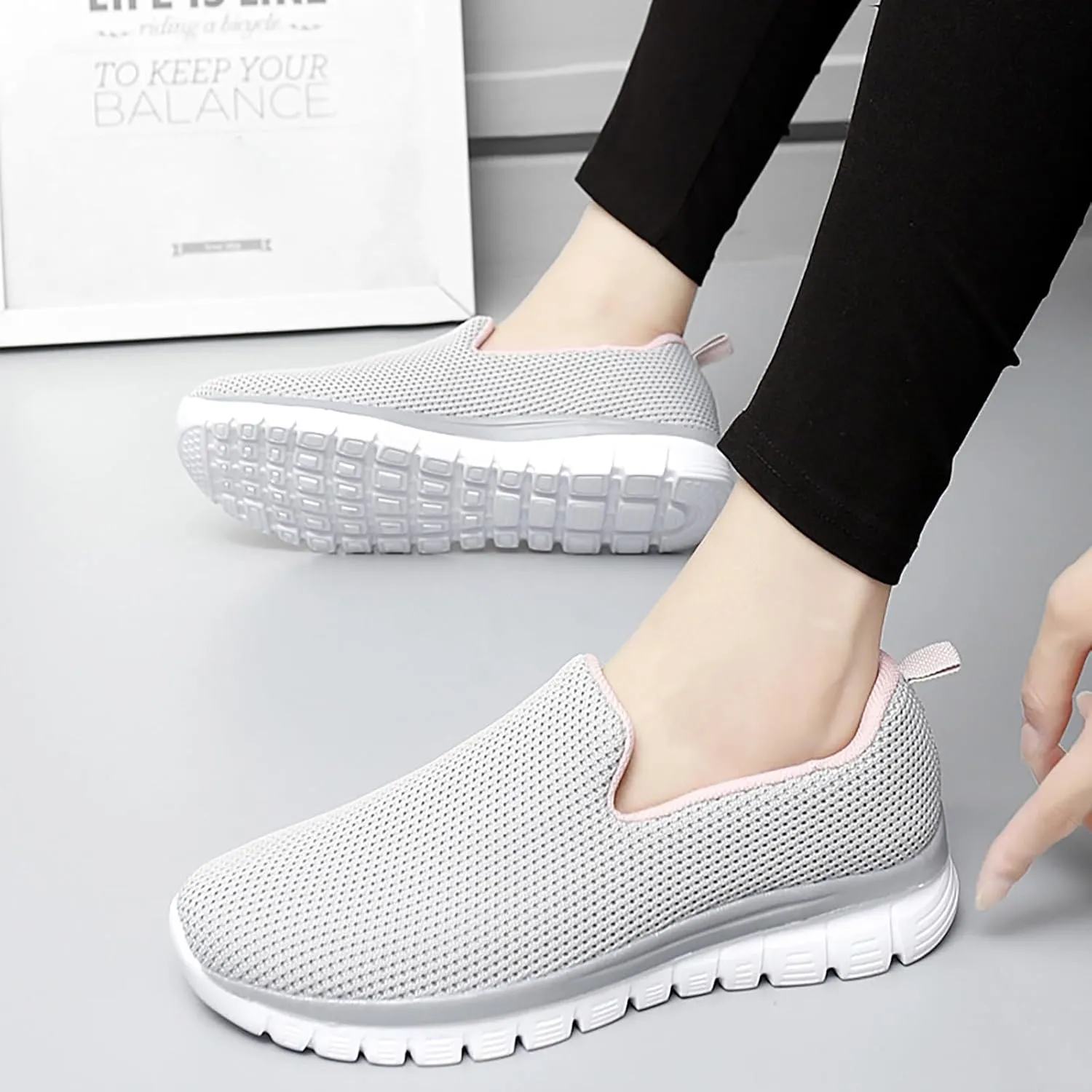 SBGMoSJ Womens Platform Sneakers Size 11 Wide Slip Resistant Women's Black Work Shoes Size 9 Canvas Shoes for Women Black Womens Running Shoes Size 7 1/2 Trending Tennis Shoes for Women 2023