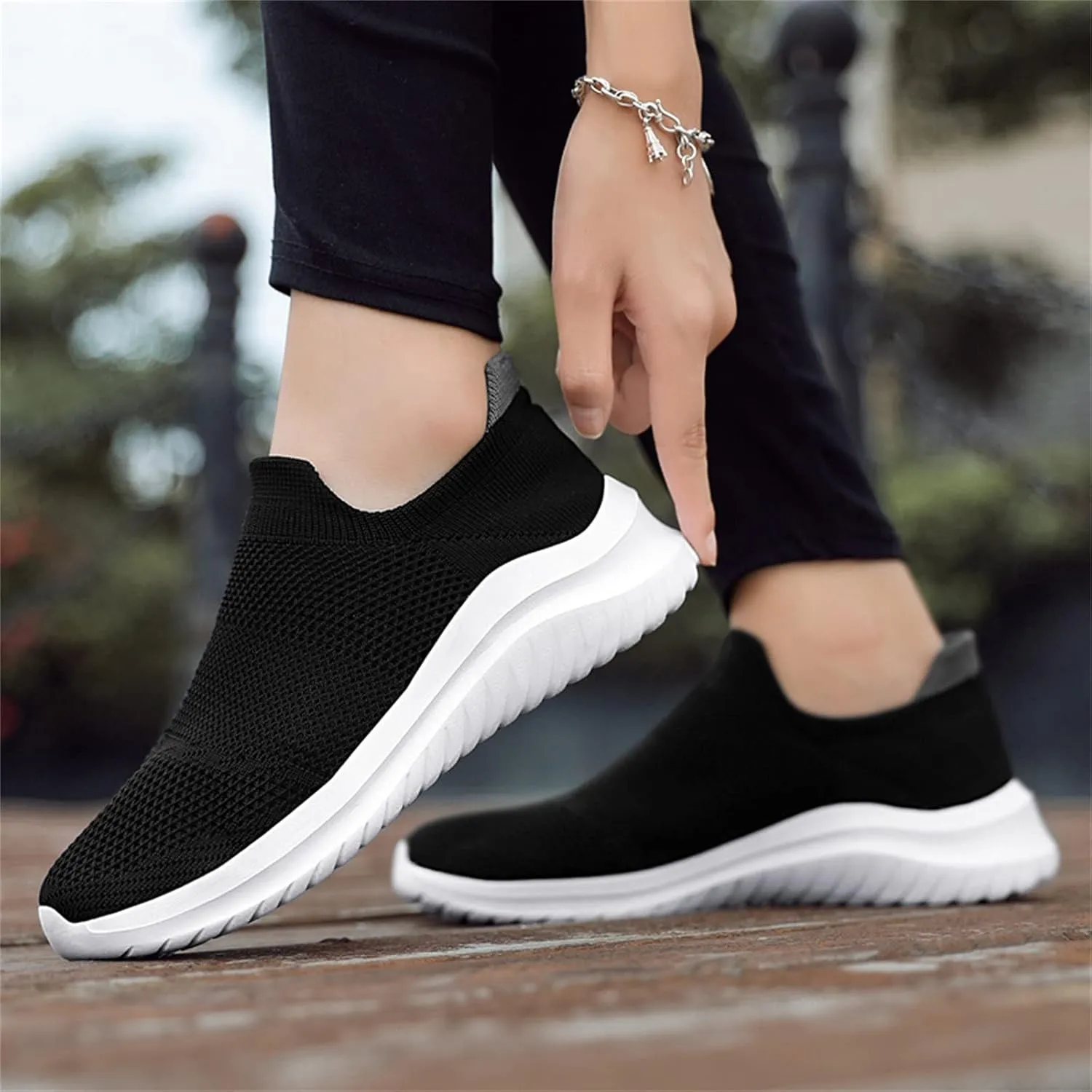 White Sneakers for Women Wide Toe Box Slip Resistant Nurse Shoes for Women White Womens Casual Shoes Size 11 Wide Walking Sneakers for Women Wide Width Slip On Sneakers Womens Shoes