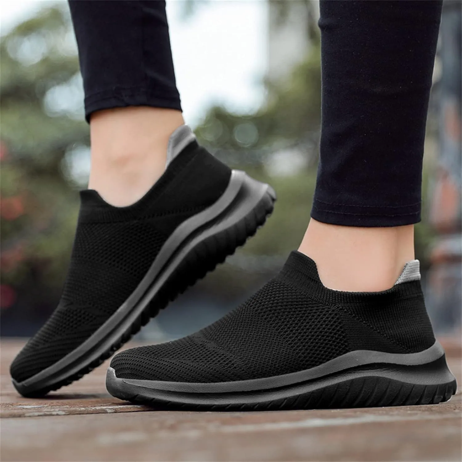 White Sneakers for Women Wide Toe Box Slip Resistant Nurse Shoes for Women White Womens Casual Shoes Size 11 Wide Walking Sneakers for Women Wide Width Slip On Sneakers Womens Shoes